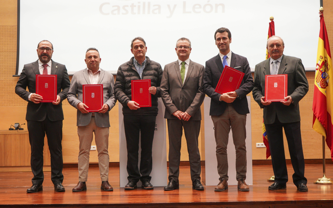 El Colectivo Tierra de Campos firma con la Junta de Castilla y León el convenio para la aplicación del programa LEADER 2023-2027